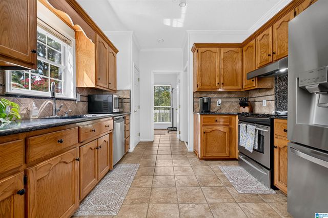 27 CHELSEA VILLAGE CIRCLE, Chelsea, AL 35043