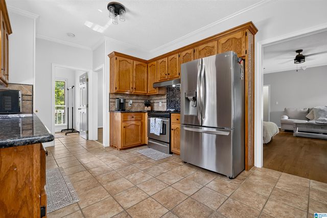 27 CHELSEA VILLAGE CIRCLE, Chelsea, AL 35043