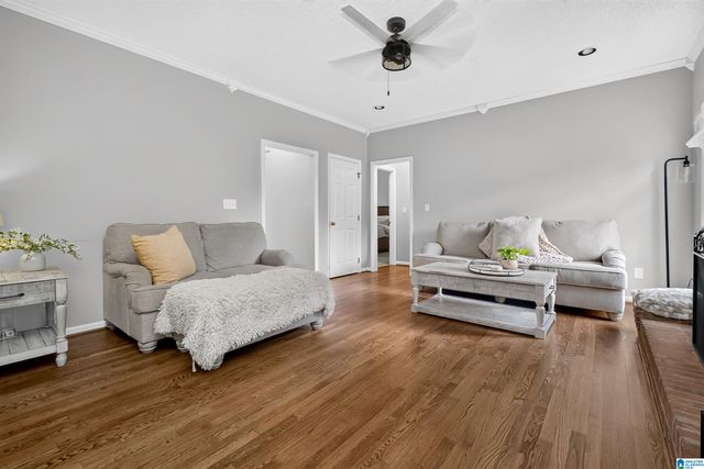 27 CHELSEA VILLAGE CIRCLE, Chelsea, AL 35043