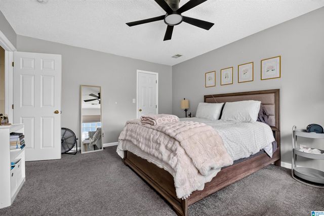 27 CHELSEA VILLAGE CIRCLE, Chelsea, AL 35043