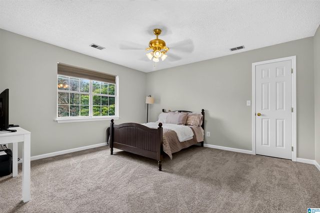 27 CHELSEA VILLAGE CIRCLE, Chelsea, AL 35043