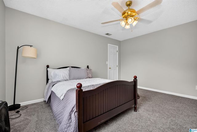 27 CHELSEA VILLAGE CIRCLE, Chelsea, AL 35043