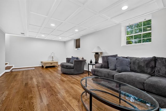 27 CHELSEA VILLAGE CIRCLE, Chelsea, AL 35043