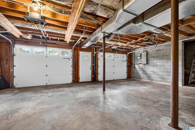 27 CHELSEA VILLAGE CIRCLE, Chelsea, AL 35043