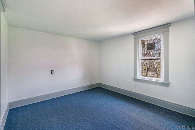 75 Henrietta Avenue, Buffalo, NY 14207