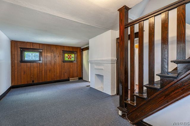 75 Henrietta Avenue, Buffalo, NY 14207