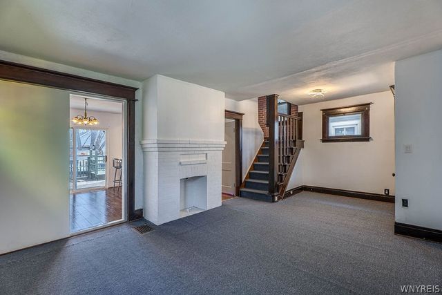 75 Henrietta Avenue, Buffalo, NY 14207