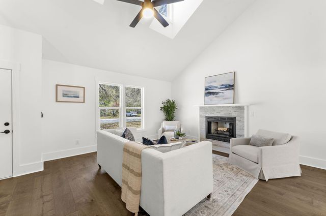 1483 Diamond Boulevard, Mount Pleasant, SC 29466