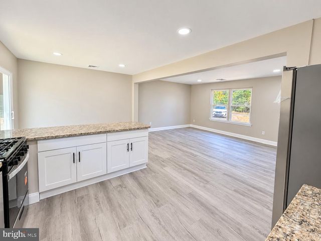 367 BROADLANE RD, Williamstown, NJ 08094