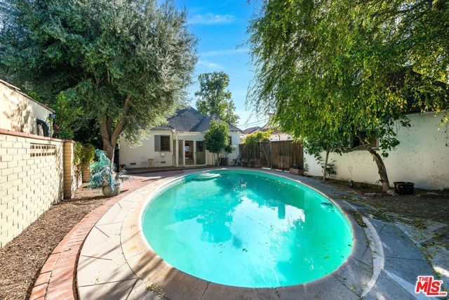 10435 Whipple Street, Toluca Lake (los Angeles), CA 91602