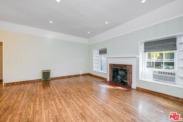 10435 Whipple Street, Toluca Lake (los Angeles), CA 91602