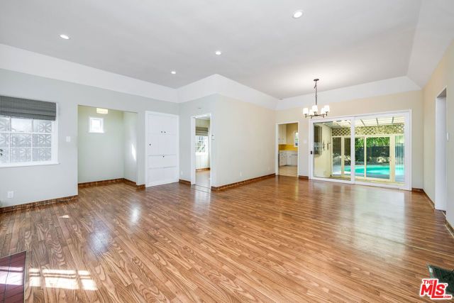 10435 Whipple Street, Toluca Lake (los Angeles), CA 91602