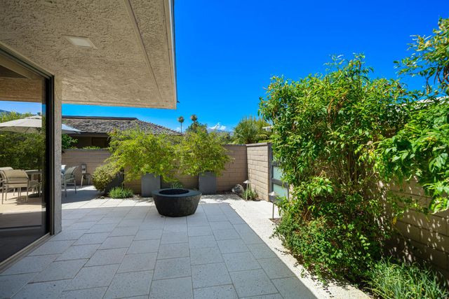 7 Dartmouth Drive, Rancho Mirage, CA 92270