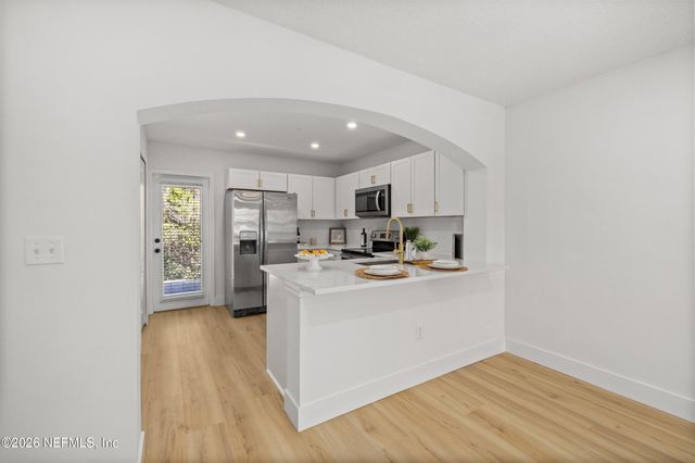 704 GINGER MILL Drive, St. Johns, FL 32259