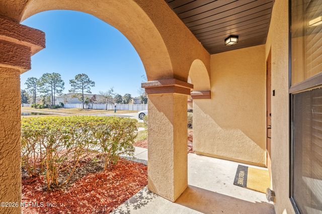 704 GINGER MILL Drive, St. Johns, FL 32259