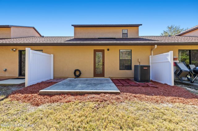 704 GINGER MILL Drive, St. Johns, FL 32259