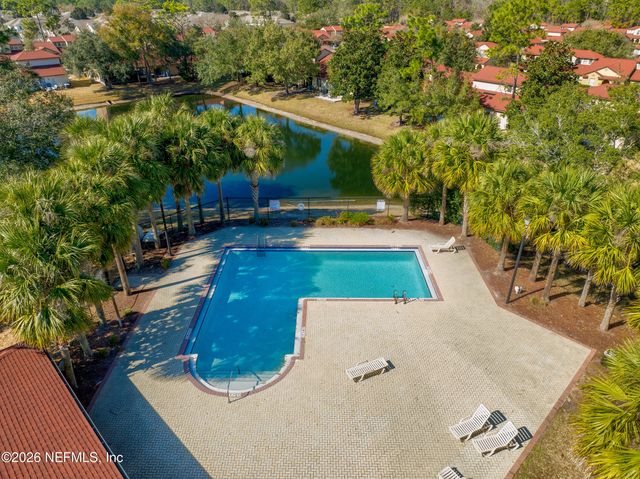 704 GINGER MILL Drive, St. Johns, FL 32259