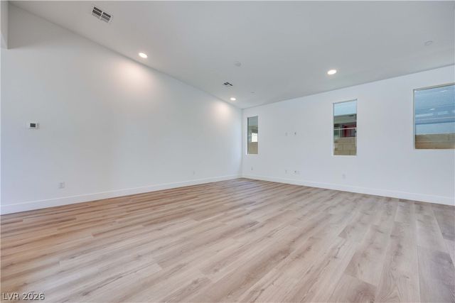 1001 Soaring Sage Avenue, Las Vegas, NV 89138