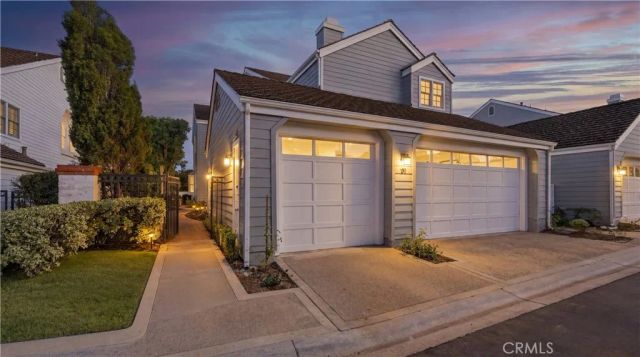 18 Hillsdale, Newport Beach, CA 92660