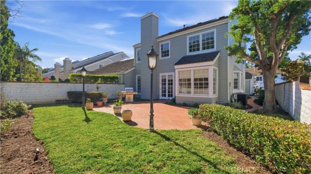 18 Hillsdale, Newport Beach, CA 92660