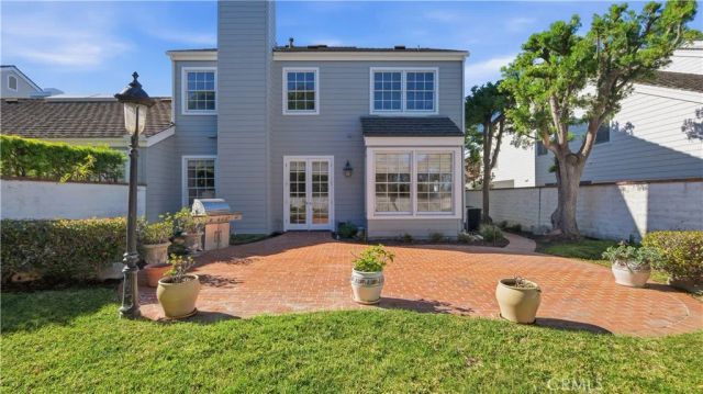 18 Hillsdale, Newport Beach, CA 92660