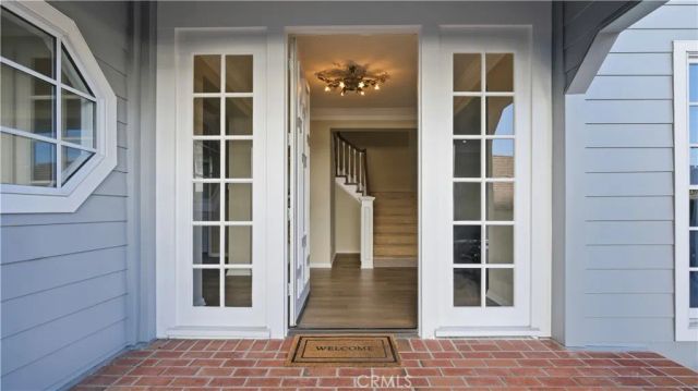 18 Hillsdale, Newport Beach, CA 92660