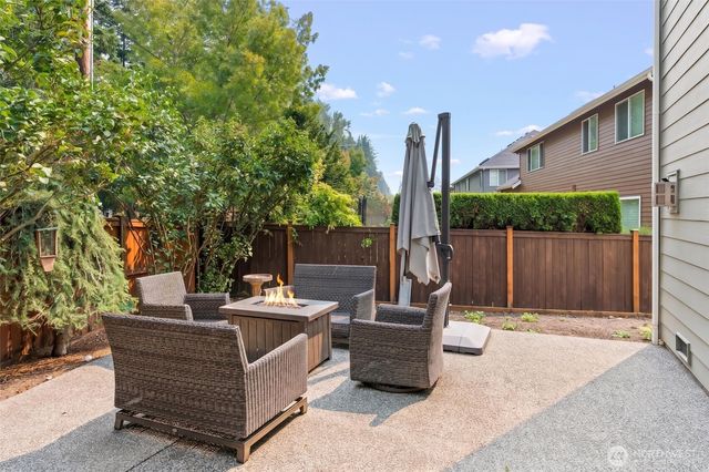 21927 44th Drive SE, Bothell, WA 98021