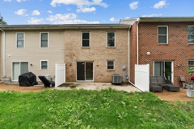 3865 MILL RACE CT, Rockingham, VA 22801