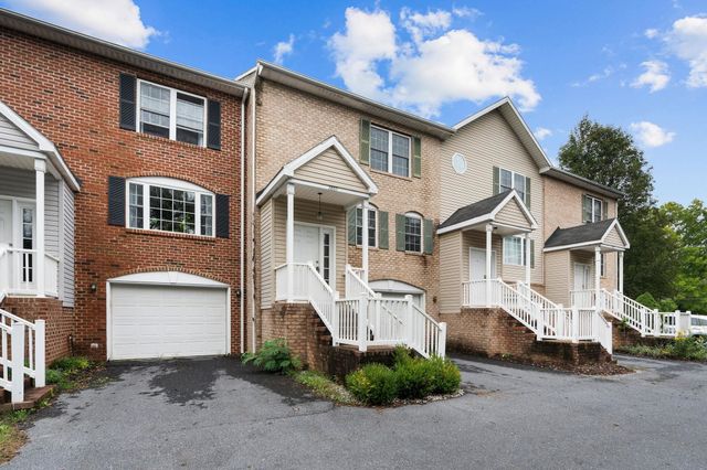 3865 MILL RACE CT, Rockingham, VA 22801