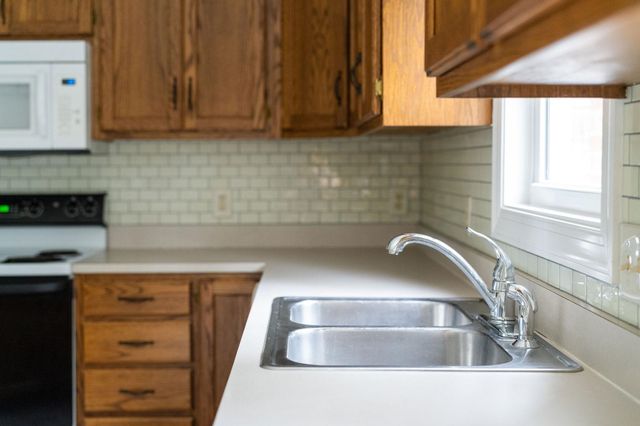 3865 MILL RACE CT, Rockingham, VA 22801