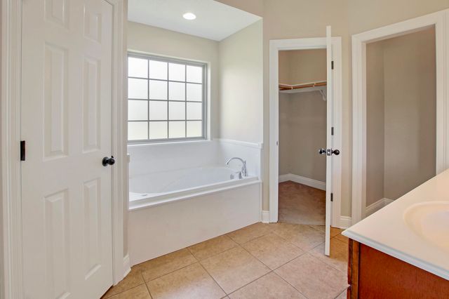 510 Woodland Pkwy, Leesville, LA 71446