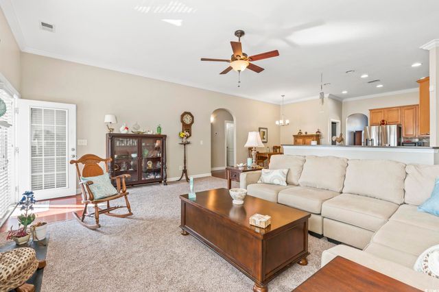 605 Tattlesbury Dr., Conway, SC 29526