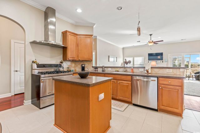 605 Tattlesbury Dr., Conway, SC 29526