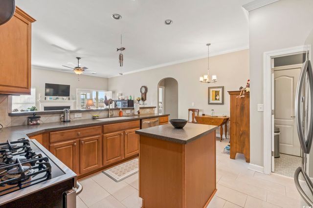 605 Tattlesbury Dr., Conway, SC 29526