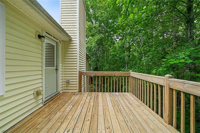 6588 Snowbird Lane, Douglasville, GA 30134