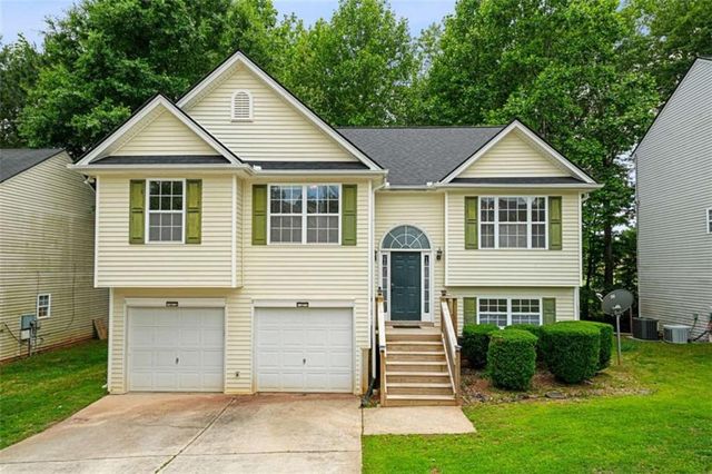 6588 Snowbird Lane, Douglasville, GA 30134
