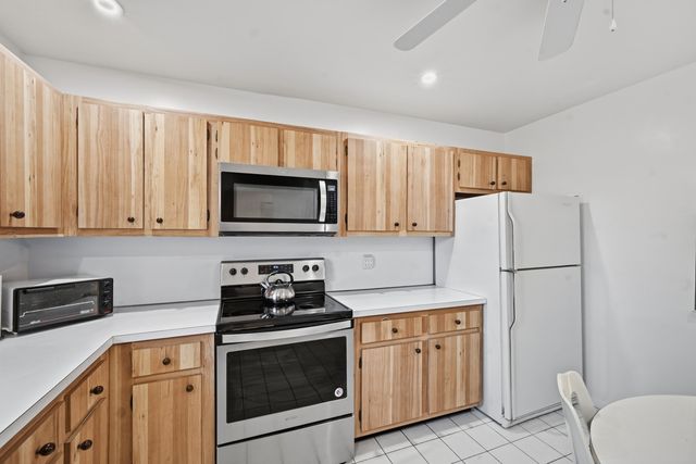 788 Nantucket Circle, Greenacres, FL 33467