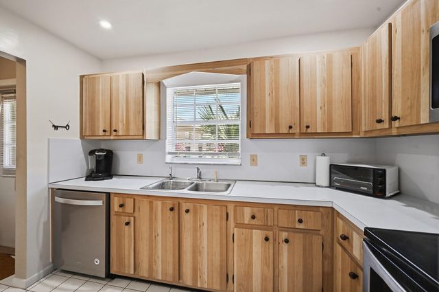 788 Nantucket Circle, Greenacres, FL 33467