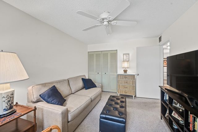 788 Nantucket Circle, Greenacres, FL 33467