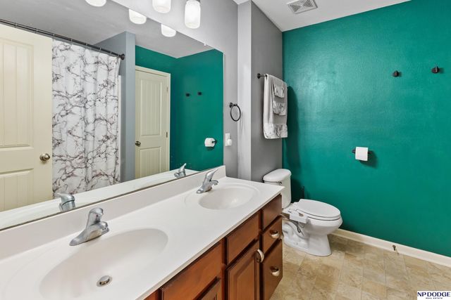 8006 N 145th Street, Bennington, NE 68007