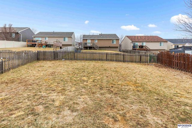 8006 N 145th Street, Bennington, NE 68007