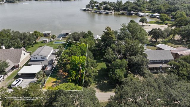 124 S Shorewood DR, Granite Shoals, TX 78654