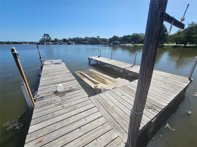 124 S Shorewood DR, Granite Shoals, TX 78654