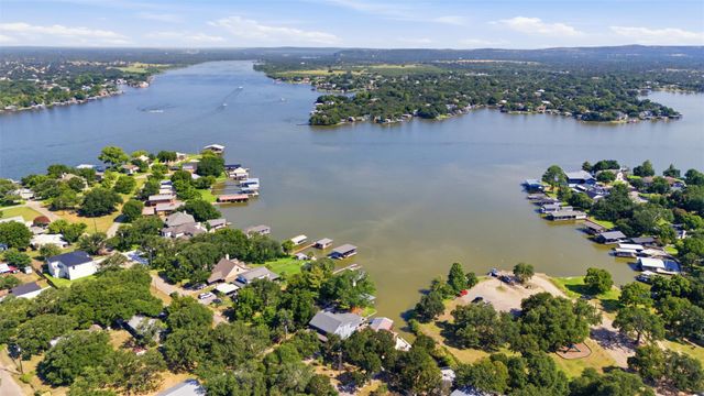 124 S Shorewood DR, Granite Shoals, TX 78654