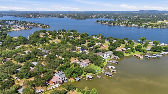 124 S Shorewood DR, Granite Shoals, TX 78654