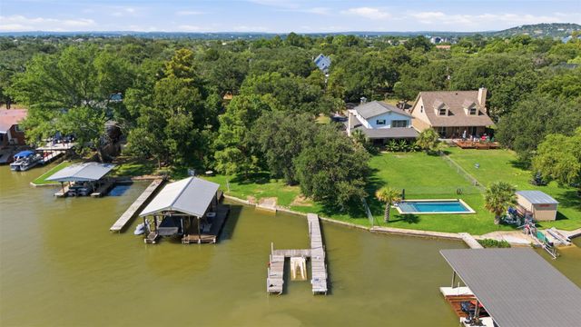 124 S Shorewood DR, Granite Shoals, TX 78654
