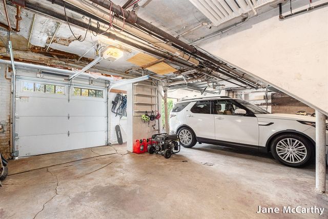 270 Lakeside Drive, East Grand Rapids, MI 49506