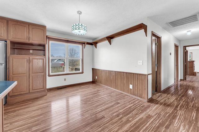 354 Honeysuckle Road, Marshfield, MO 65706