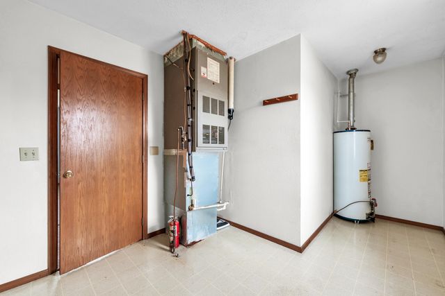 354 Honeysuckle Road, Marshfield, MO 65706