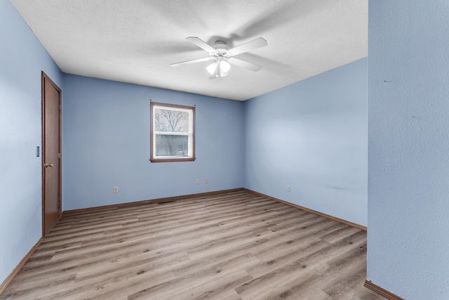 354 Honeysuckle Road, Marshfield, MO 65706